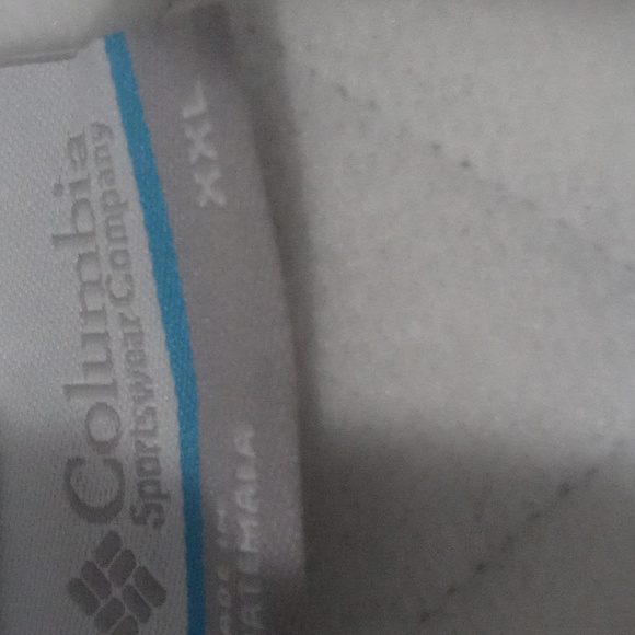 Columbia White Hoodie with Blue Fish Flag Design - Picture 2 of 4